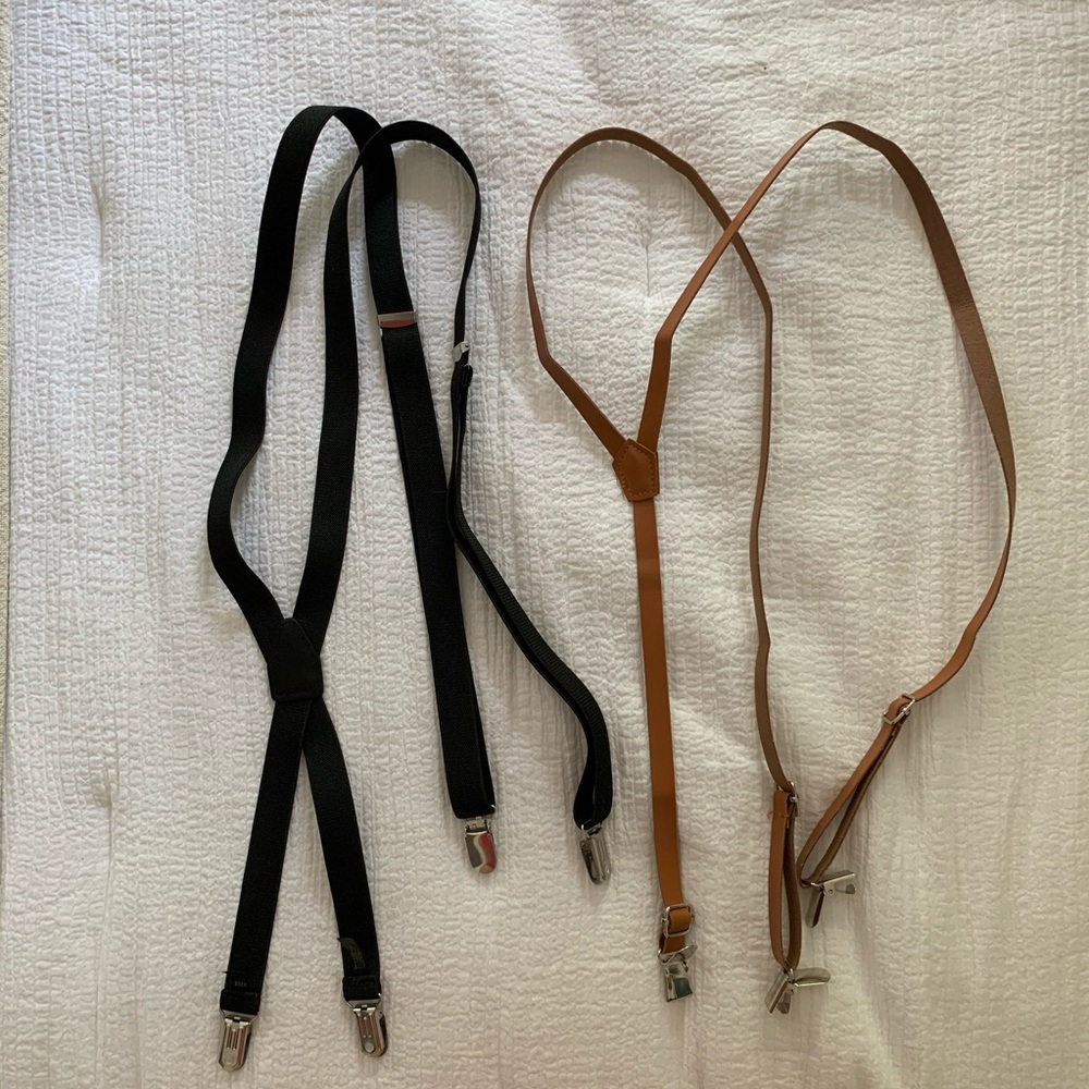 Lot of 2 suspenders